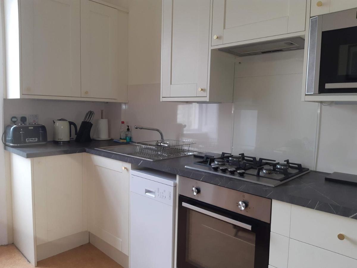 18 The Circus Apartment Бат Экстерьер фото